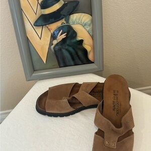 Naot Brown Leather Sandals NEW